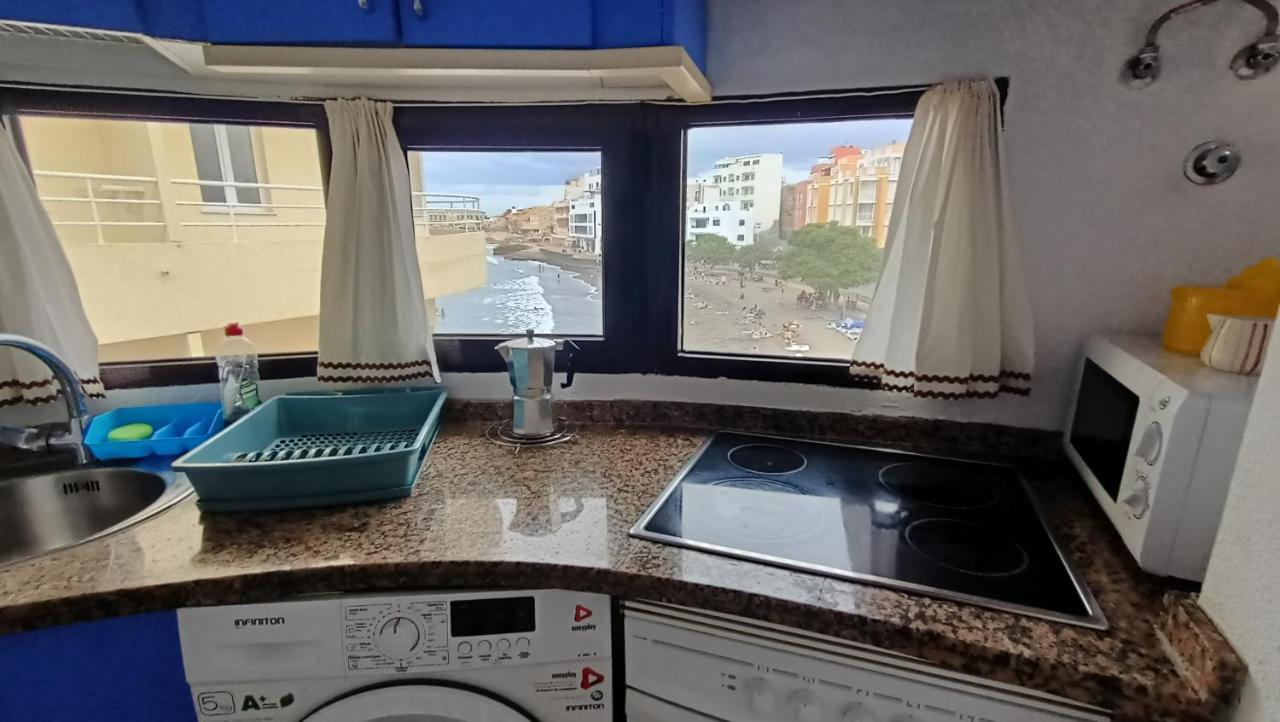 Views Of El Medano Beach, Two 外观 照片